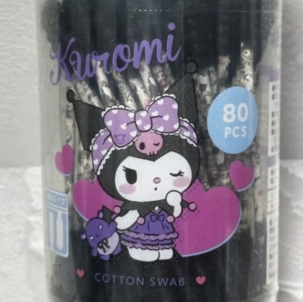 👂🏻 Kuromi Black Cotton Swabs